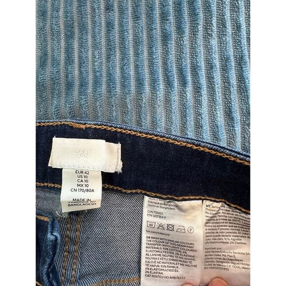 H&M Women's Size 10 Jeans - Stylish and Comfortable - Picture 2 of 4